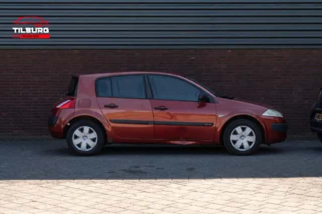 Renault Mégane (2004) thumbnail 4