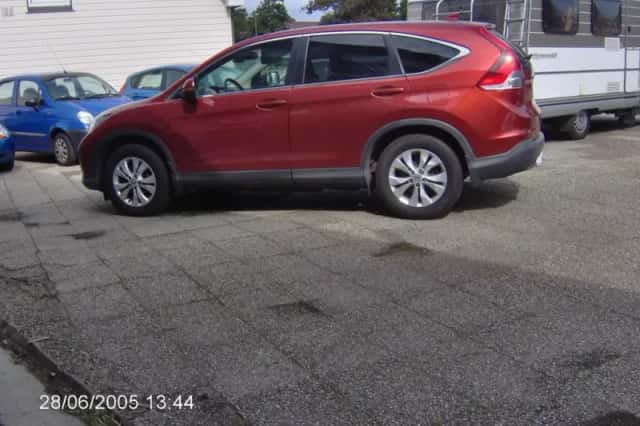 Honda CR-V (2013) thumbnail 2