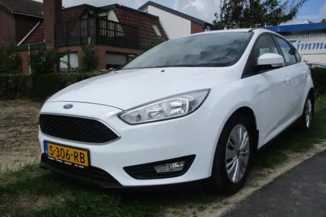 Ford Focus (2016) thumbnail 1