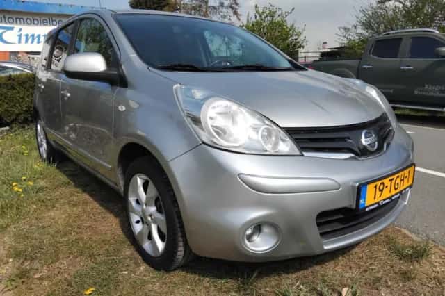 Nissan Note (2012) thumbnail 3