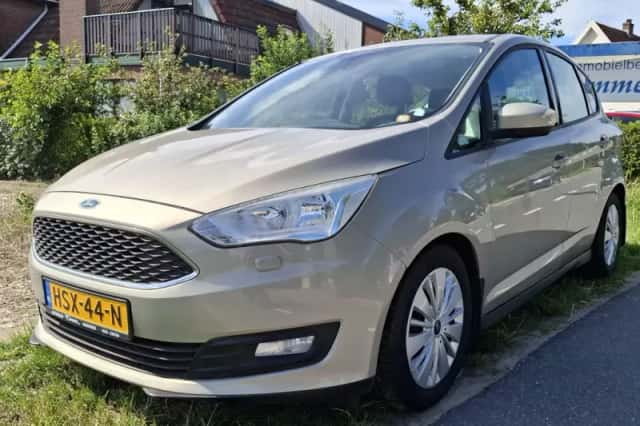 Ford C-Max (2016) thumbnail 1