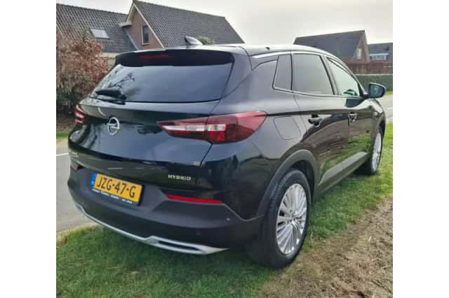 Opel Grandland (2020) thumbnail 5