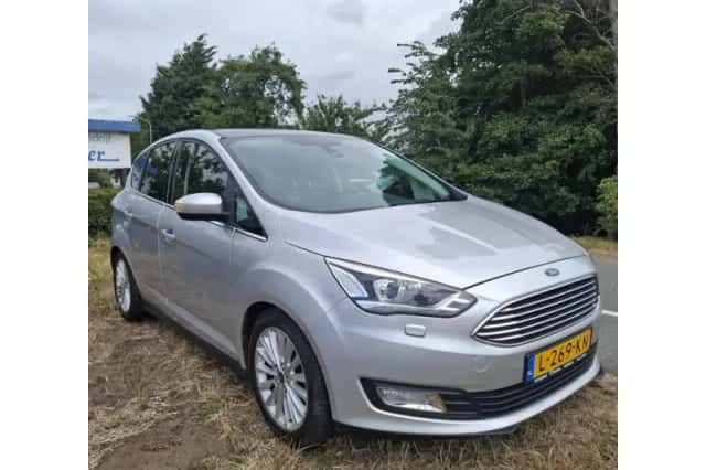 Ford C-Max (2015) thumbnail 3