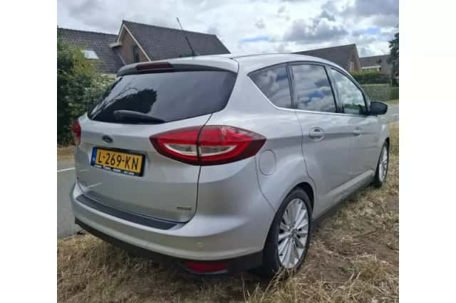 Ford C-Max (2015) thumbnail 5