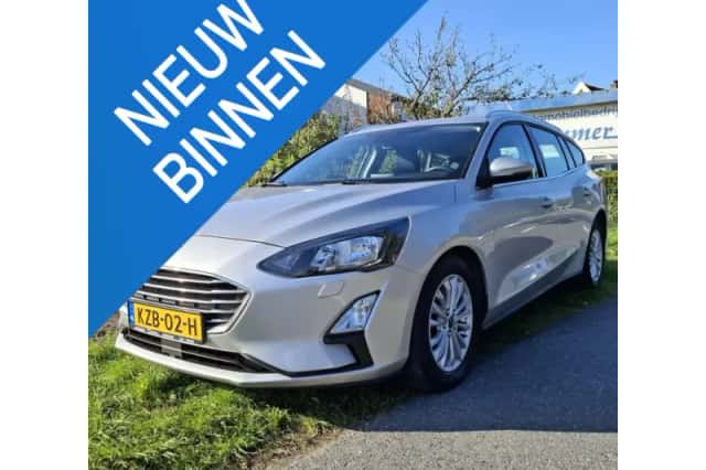 Ford Focus (2019) thumbnail 1