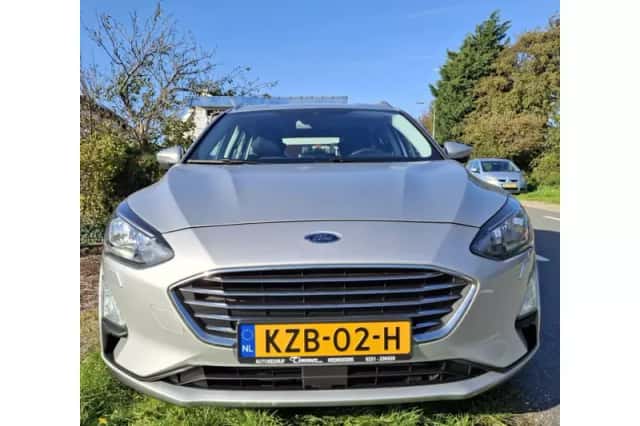 Ford Focus (2019) thumbnail 2