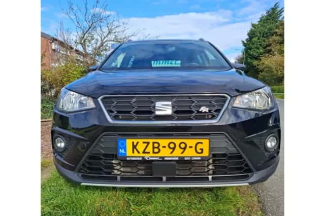 SEAT Arona (2019) thumbnail 2