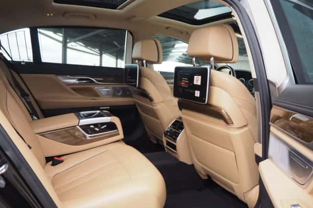 BMW 740li (2016) thumbnail 20