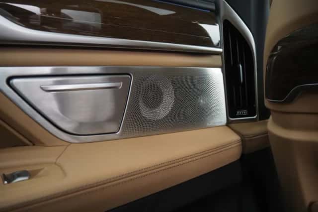 BMW 740li (2016) thumbnail 22