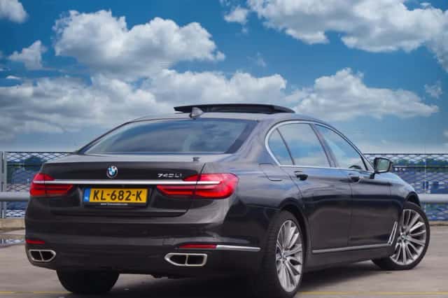 BMW 740li (2016) thumbnail 4
