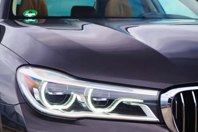 BMW 740li (2016) thumbnail 8