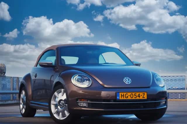 Volkswagen Beetle (2013) thumbnail 1