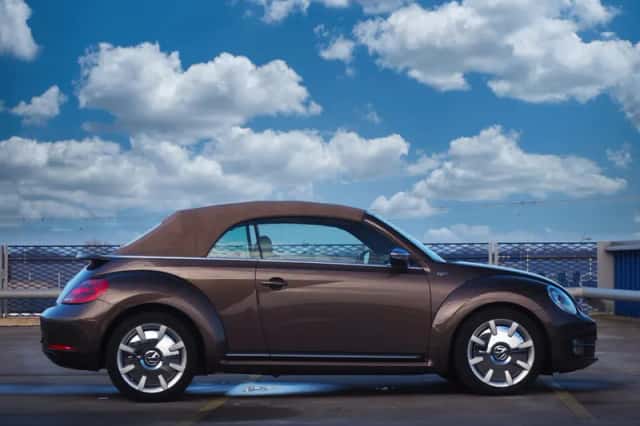 Volkswagen Beetle (2013) thumbnail 5