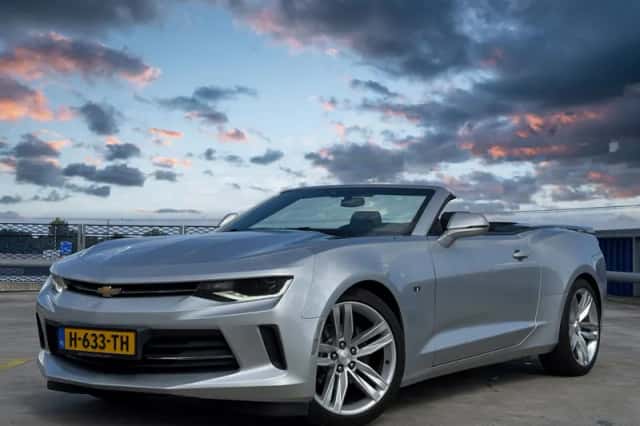 Chevrolet Camaro (2018) thumbnail 3