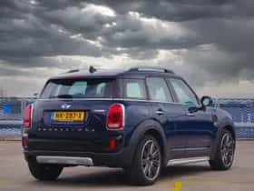 MINI Countryman (2017) thumbnail 4