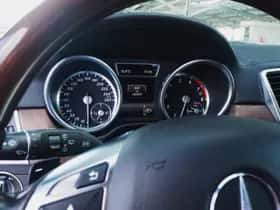 Mercedes-Benz Gl500 (2015) thumbnail 19