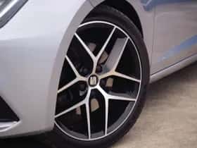 SEAT Leon (2019) thumbnail 9
