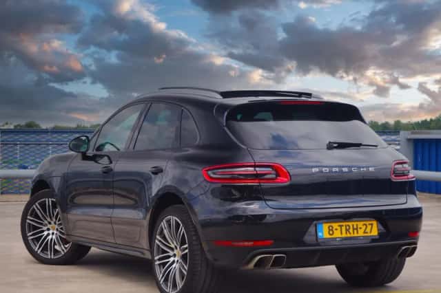Porsche Macan (2014) thumbnail 2