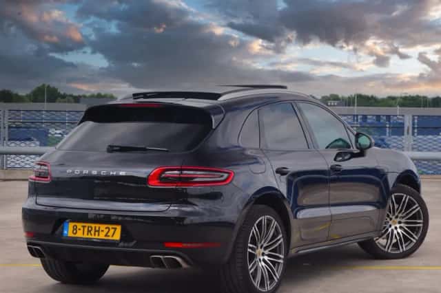 Porsche Macan (2014) thumbnail 4
