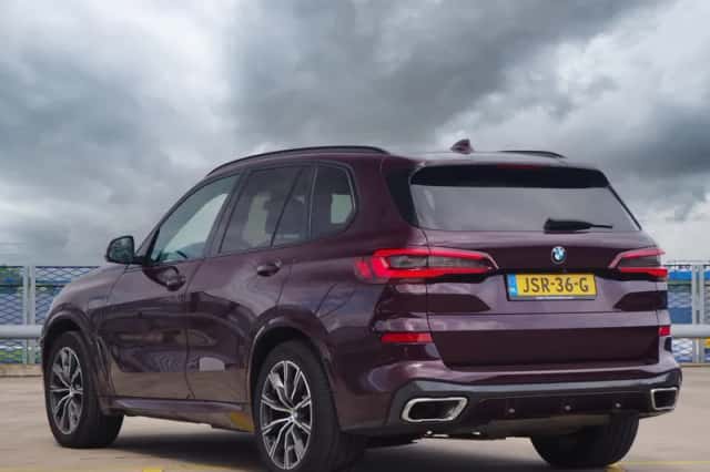 BMW X5 (2020) thumbnail 2