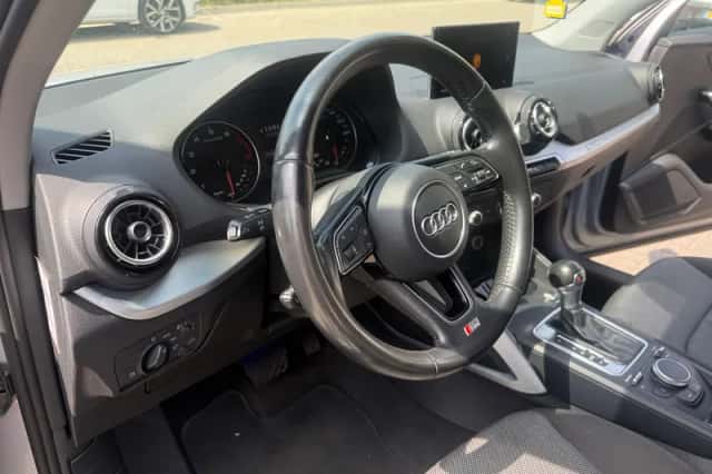 Audi Q2 (2016) thumbnail 3