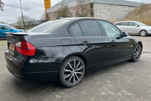 BMW 3-Serie (2007) thumbnail 2