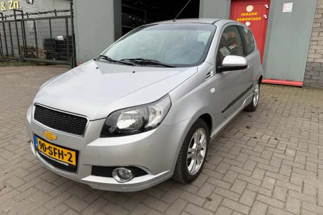 Chevrolet Aveo (2011) thumbnail 1
