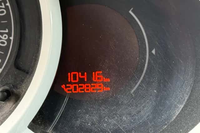 Citroën C3 (2013) thumbnail 2