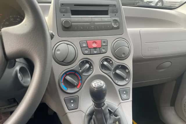 Fiat Panda (2004) thumbnail 3