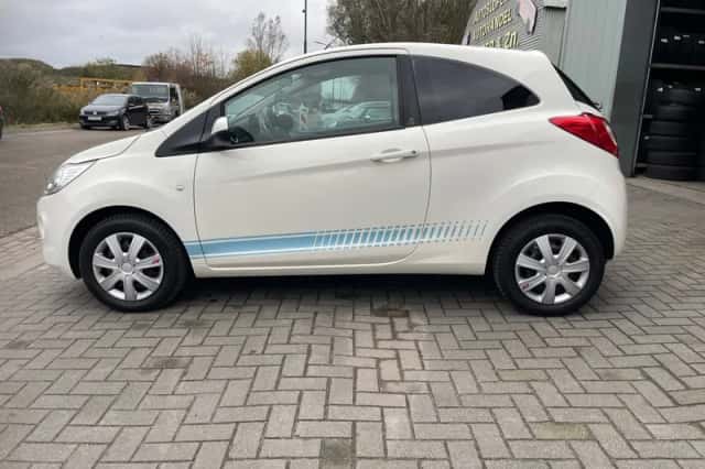 Ford Ka (2014) thumbnail 5