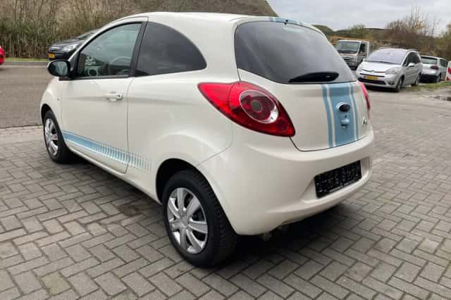 Ford Ka (2014) thumbnail 6