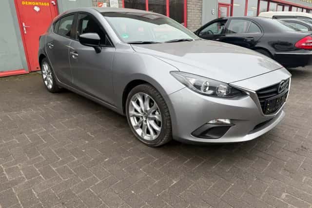 Mazda 3 (2013) thumbnail 4