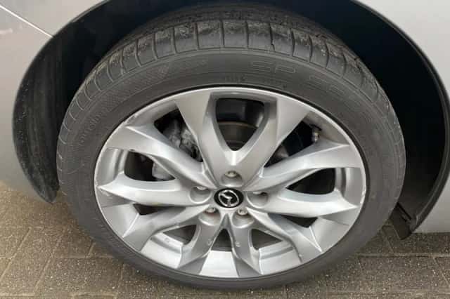 Mazda 3 (2013) thumbnail 6