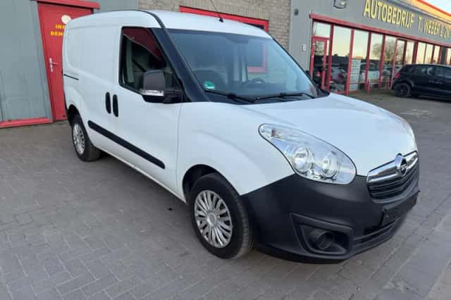 Opel Combo (2018) thumbnail 4