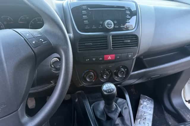 Opel Combo (2018) thumbnail 6