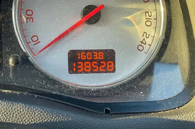 Peugeot 307 CC (2004) thumbnail 3