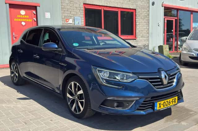 Renault Mégane (2019) thumbnail 2