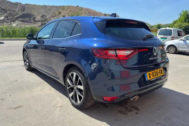 Renault Mégane (2019) thumbnail 4