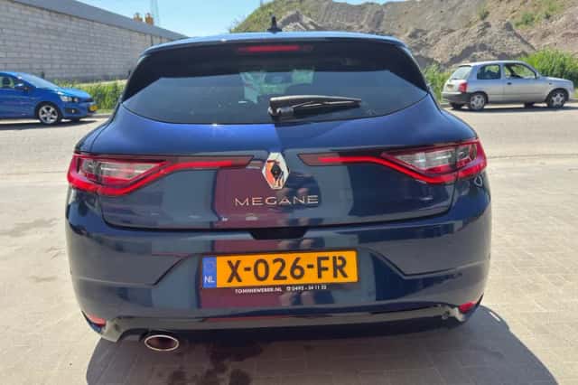 Renault Mégane (2019) thumbnail 6