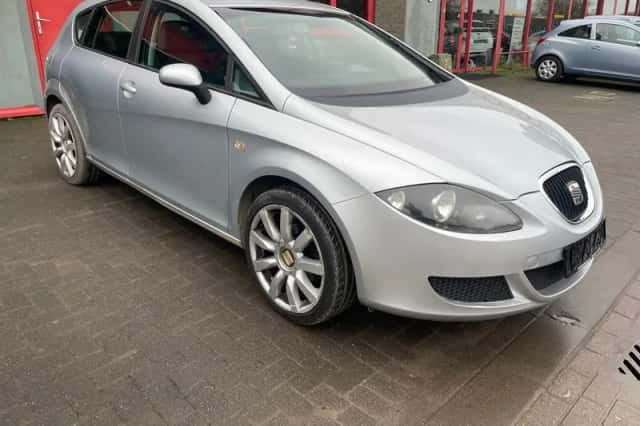 SEAT Leon (2007) thumbnail 4