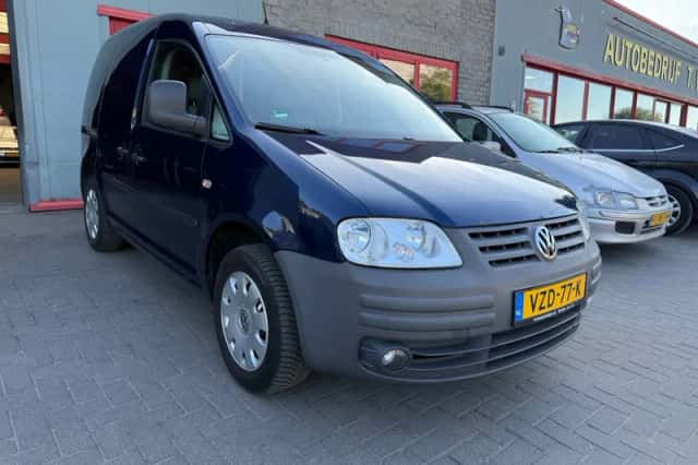 Volkswagen Caddy (2008) thumbnail 4