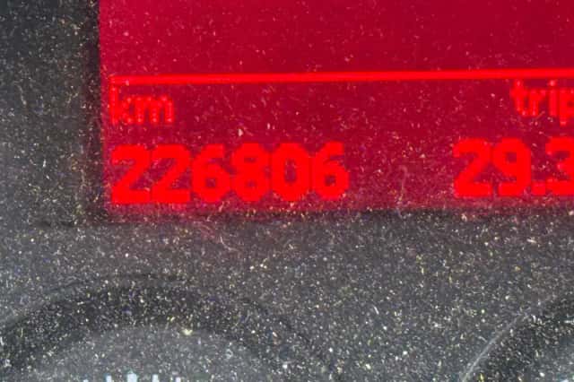 Volkswagen Caddy (2008) thumbnail 5