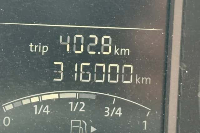 Volkswagen Polo (2011) thumbnail 2