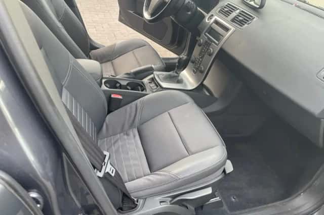 Volvo V50 (2005) thumbnail 4