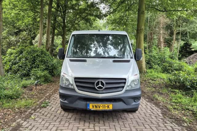 Mercedes-Benz Sprinter (2016) thumbnail 1