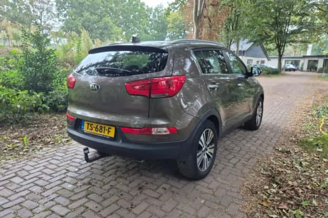 Kia Sportage (2015) thumbnail 6