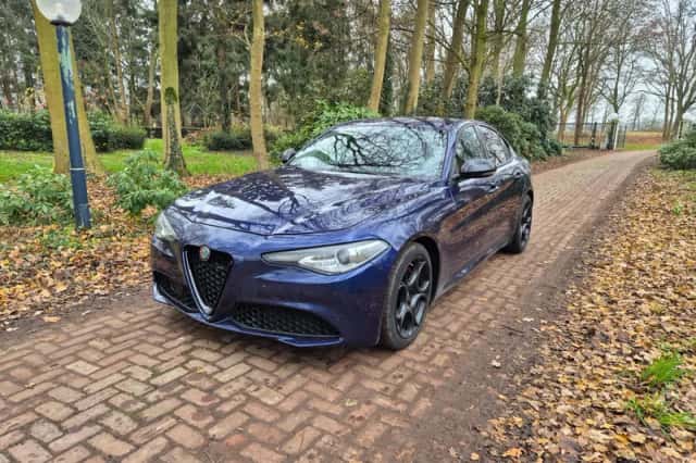 Alfa Romeo Giulia (2017) thumbnail 2
