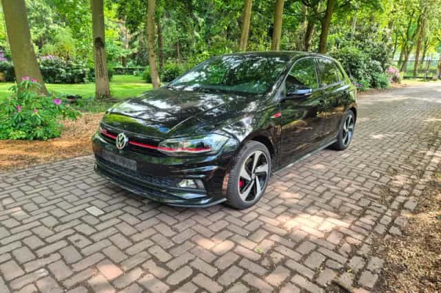 Volkswagen Polo (2018) thumbnail 2