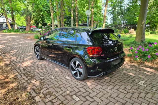 Volkswagen Polo (2018) thumbnail 4