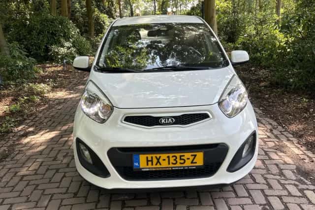 Kia Picanto (2016) thumbnail 1